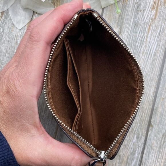 Limited Corner Zip Wristlet Signature Canvas With Banana Print Bag Purse Wallet - Picture 7 of 10